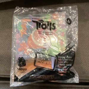 Trolls DJ 2016 McDonald's #6 Happy Meal Toy NIP